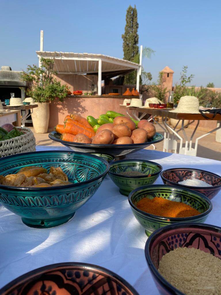 Épices marocaines cours de cuisine riad médina Marrakech